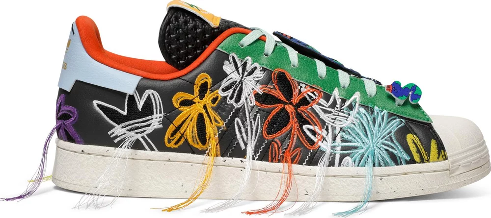 Sean Wortherspoon x Superstar Super Earth Black: Sustainable Style Collaboration